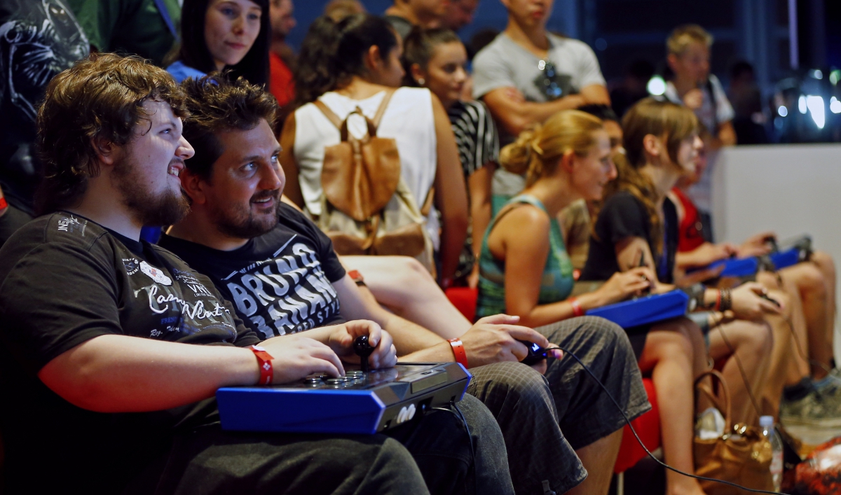 Girl gamers more likely to pursue science, math degrees