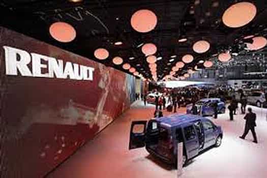 Renault avoids warning despite lower sales, visibility