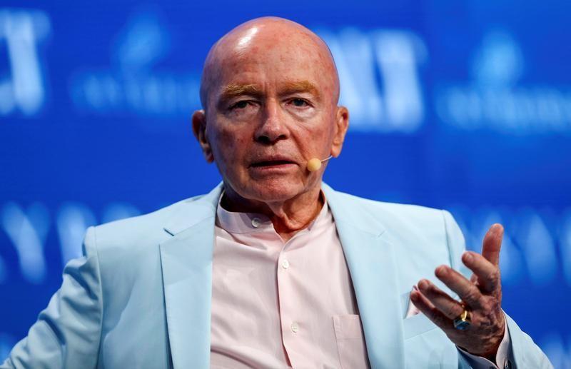 Veteran EM fund manager Mark Mobius looks to bet on India's troubled shadow banks