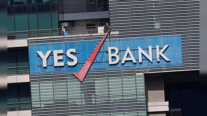 Yes Bank shares plunge 9%; m-cap drops Rs 4,076 cr post Q2 results