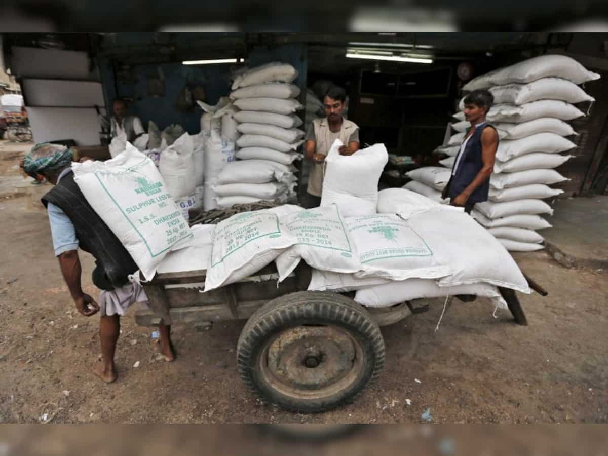 Sugar output may dip 3% this yr to
