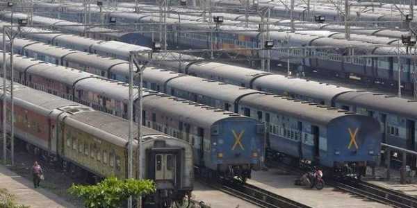 Indian Railways runs special train to ferry 1,000