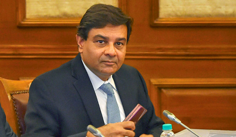Government says RBI independence ''essential'' as row unnerves markets
