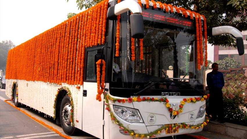 Delhi launches e-bus trial run for pollution-free transport