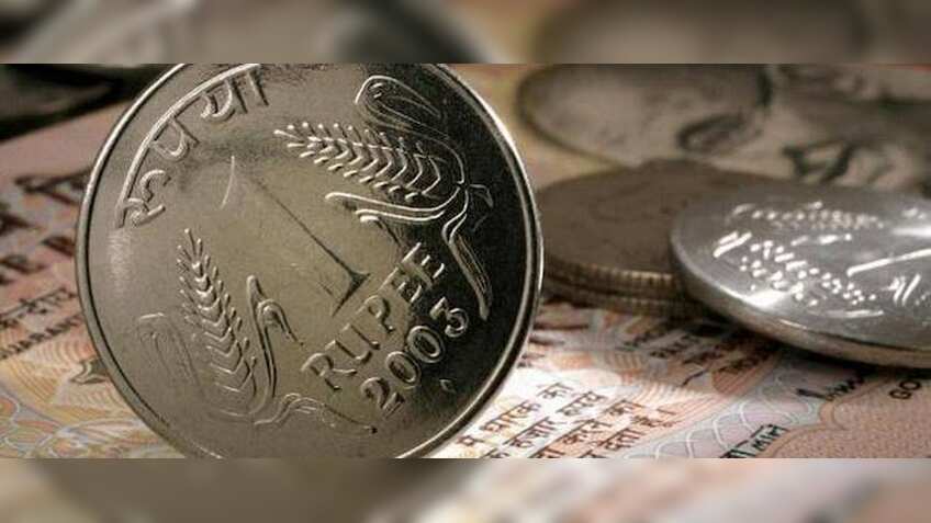 Rupee falls 34 paise against US dollar in early trade today