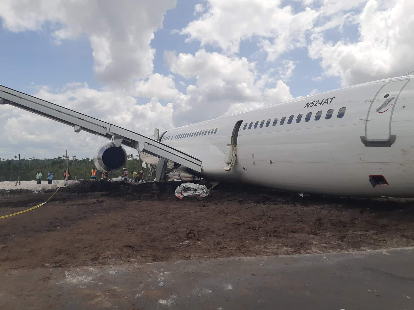 Aviation disaster Shocking photos show crash of Fly Jamaica Boeing 757