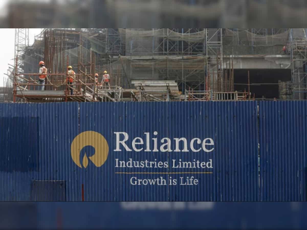 Reliance Industries plans Rs 3,000 cr fresh investment