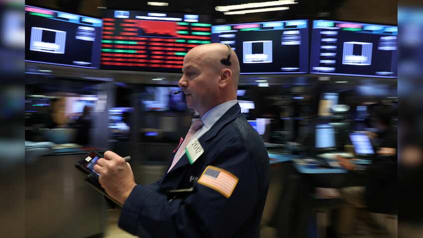 Global Markets: Dollar, US yields fall on Fed comments; Brexit divorce deal casts shadow