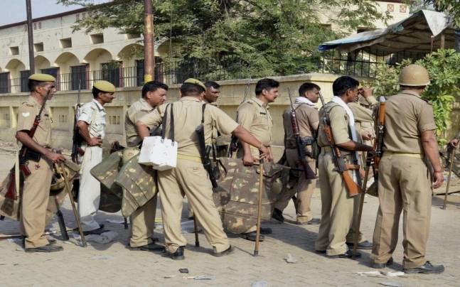 UP Police Recruitment process for 49568 posts of constable begins today; last date Dec 8