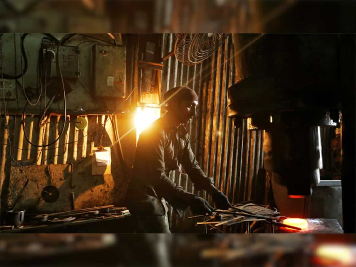 Indian economy likely to grow at 7-7.4 per