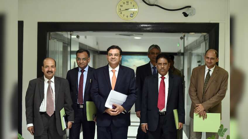 RBI Monetary Policy: SLR cut by 25 bps from next month; this is how it may well reduce your EMIs 