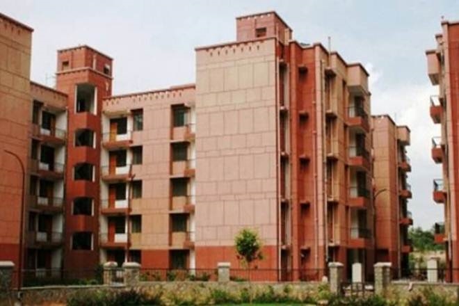 DDA floats new scheme to sell disputed flats