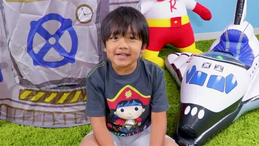 Ryan ToysReview