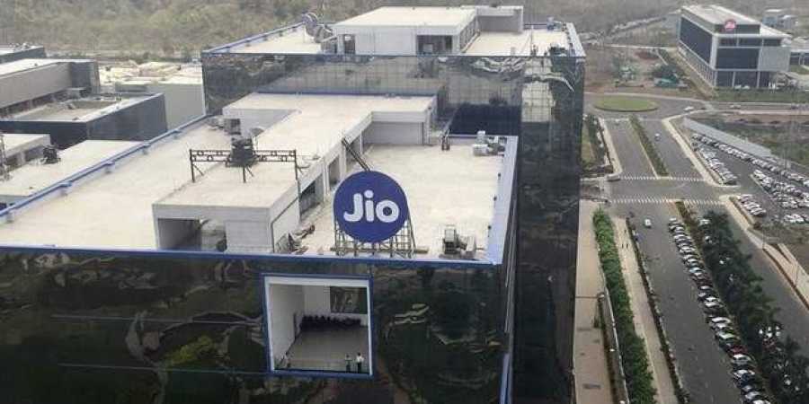 Reliance Jio to create separate fibre, tower companies