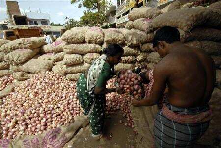 Nashik farmer's onions were of low quality, blackish: Report