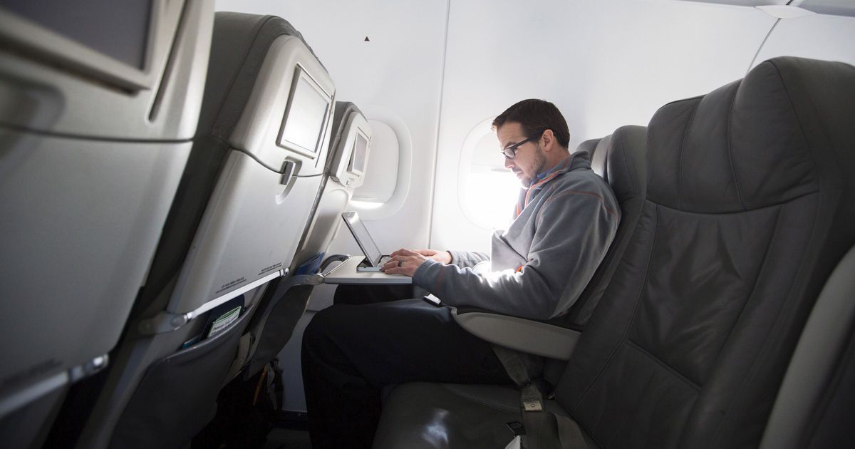 Mobile phone services during air travel soon! Govt