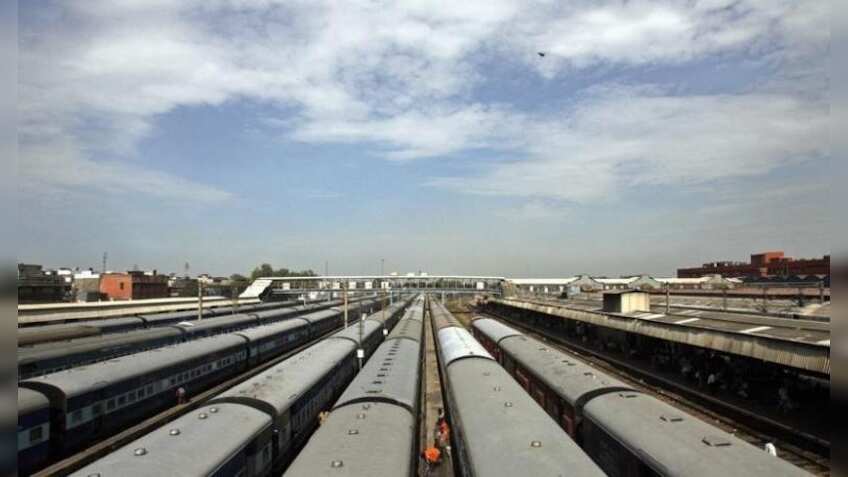 Indian Railways minimum wages: What CAG found after reviewing 463 contracts