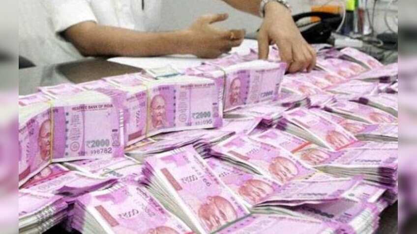7th Pay Commission: Will there by any clarity on minimum pay, fitment factor issue in Budget 2019? Check whose salary was hiked in the previous one