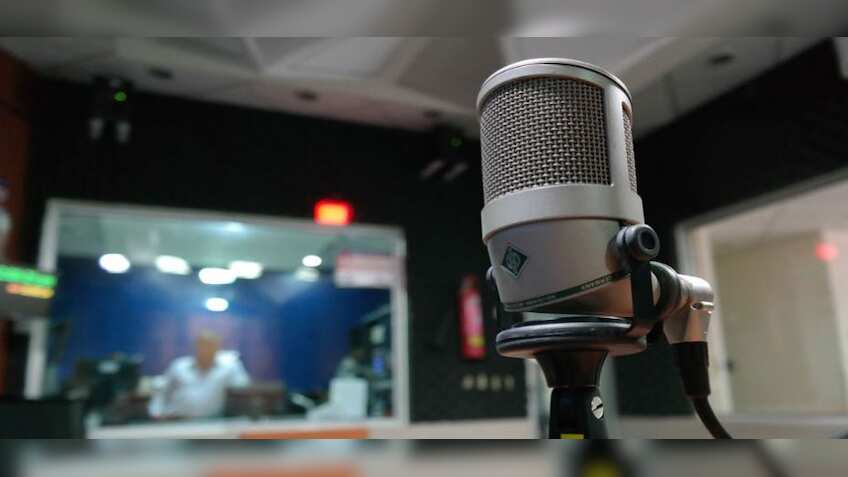 Private FM channels can air All India Radio news
