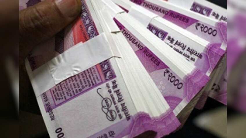 No relief for Rupee! Indian currency to trade between 69-72 range till February
