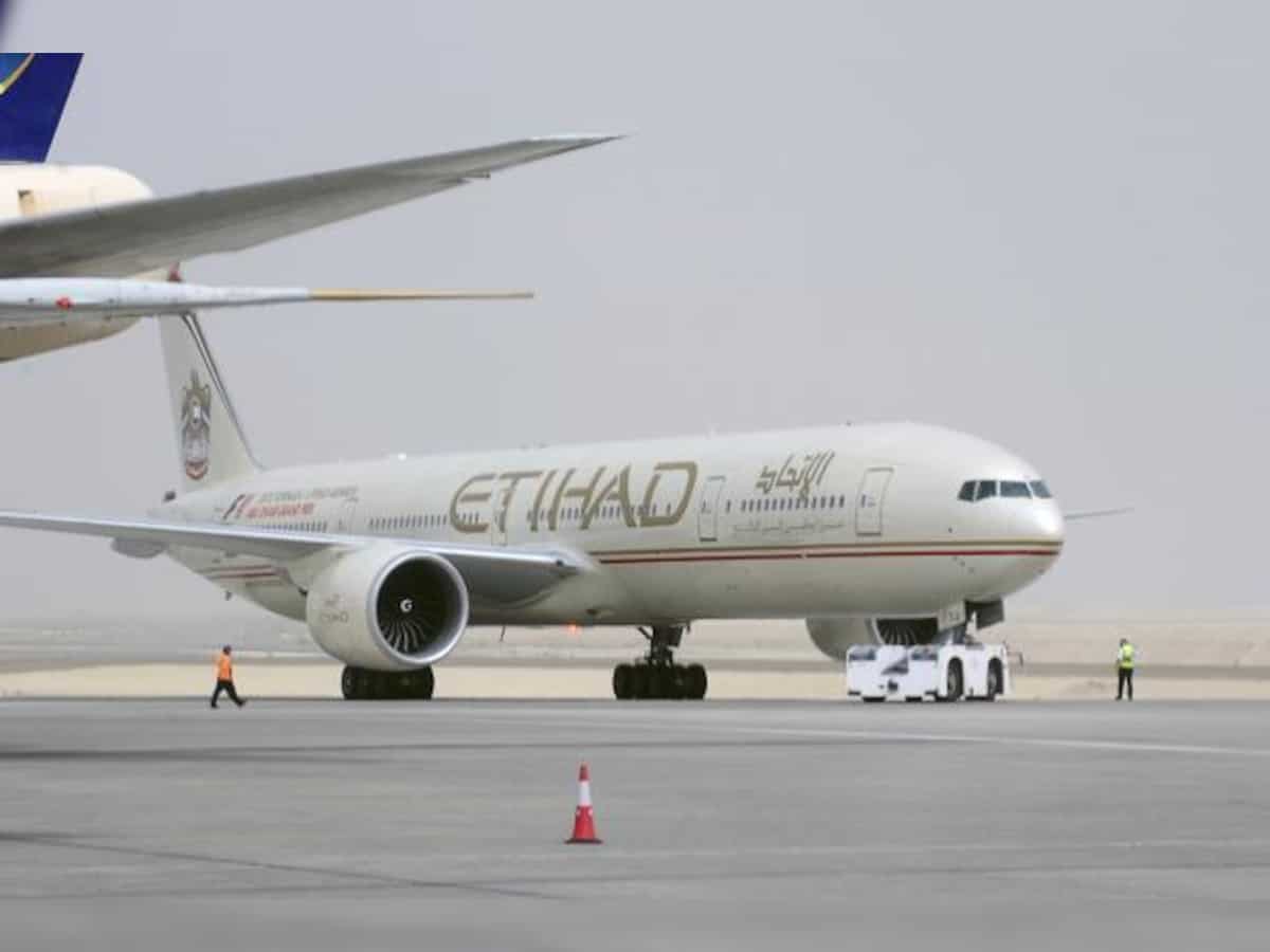 Etihad to raise stake in cash-strapped Jet Airways: