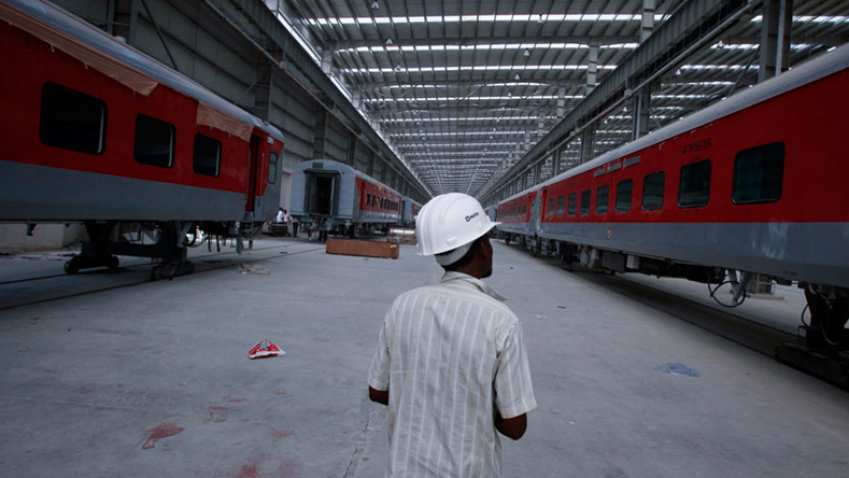 Indian Railways fails on job front, reveals an RTI reply