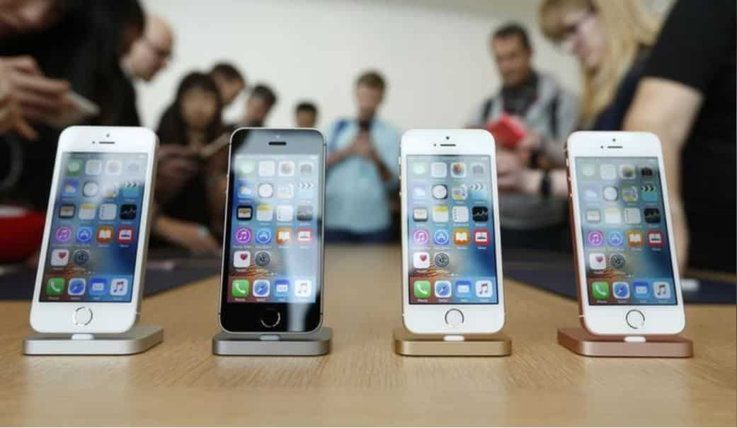 After declaring discontinuation of its sale, Apple selling iPhone SE devices again in US