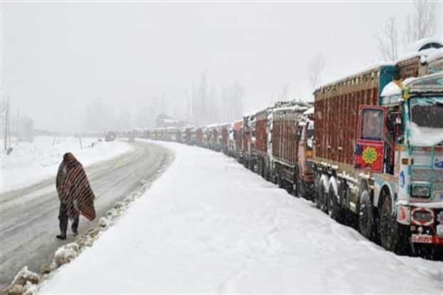 Jammu-Srinagar highway closed after avalanche hits Jawahar tunnel