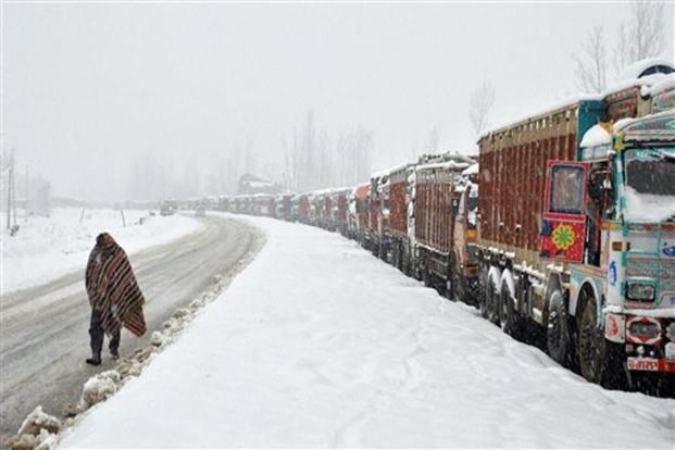 Jammu-Srinagar highway closed after avalanche hits Jawahar tunnel
