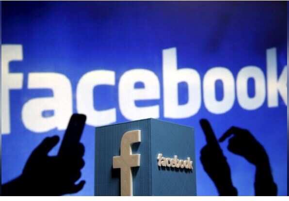  Facebook, Twitter face action over legal violations in Russia