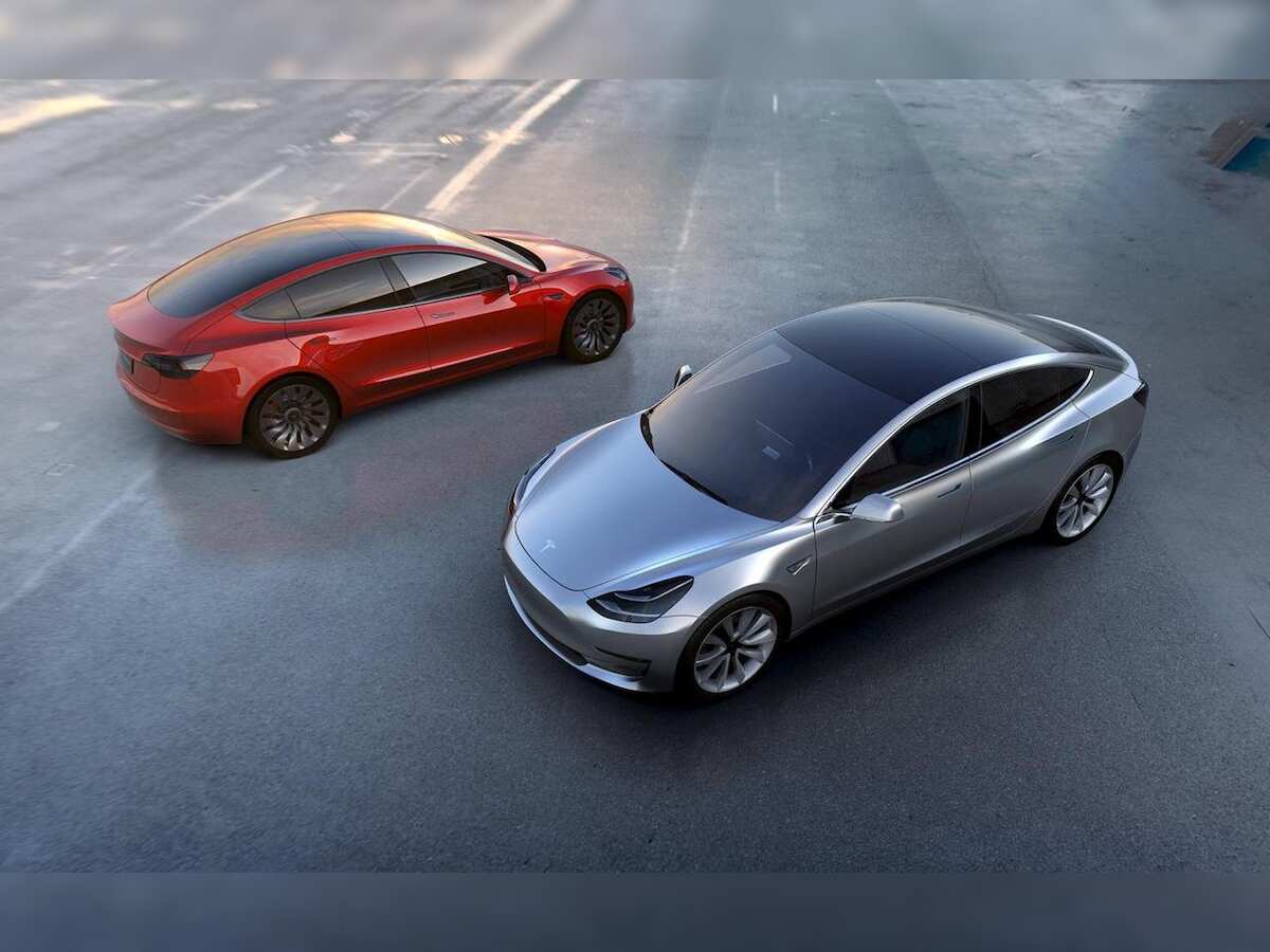 Tesla seen forecasting first-quarter loss after Elon Musk