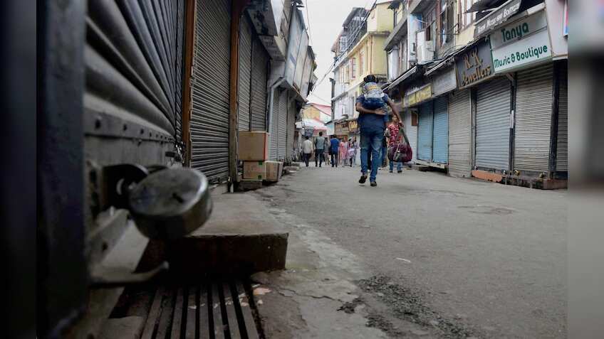 Shutdown in Andhra over demand for special status demand 