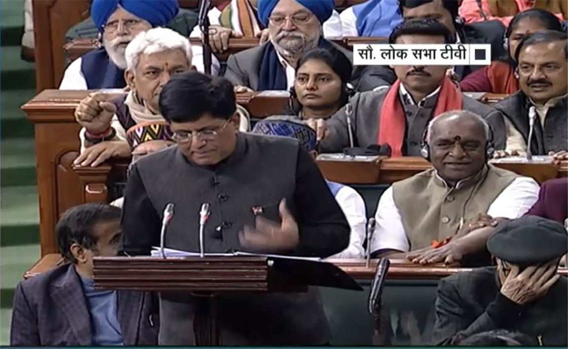 Budget 2019: When LK Advani reminded Piyush Goyal of 'Uri: The Surgical Strike' during presentation