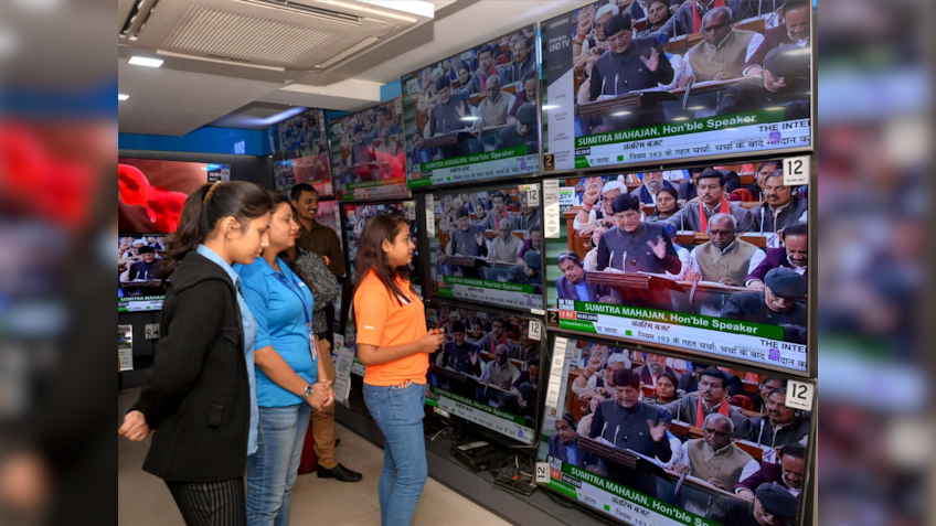 Despite populist Budget, FIIs to remain interested in Indian equity market: Report