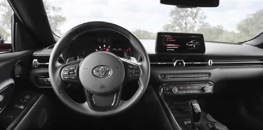 Toyota Supra: Interior