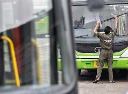 Tata Motors starts supply of 40 electric buses for Lucknow city transport