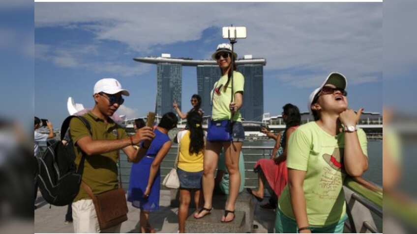 More tourists visit Singapore, but spending growth slows