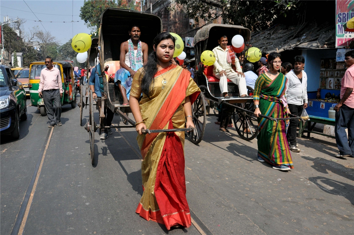 On Valentine's Day in Hyderabad, 75,000 food packets given to poor 