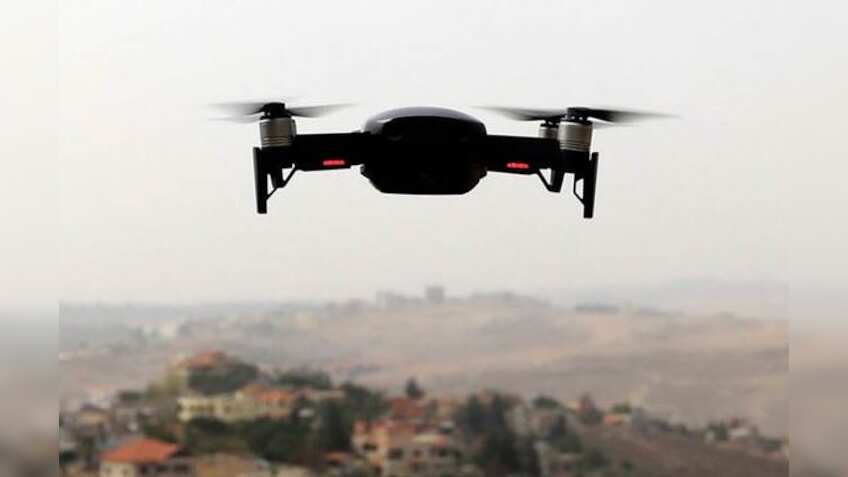 Drones temporarily ground Dubai Airport flights