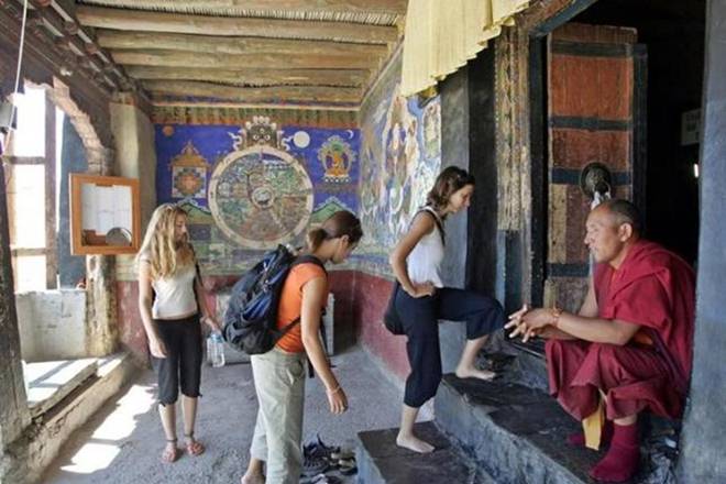 Visiting India? e-Visa rules modified - Here's all you need to know