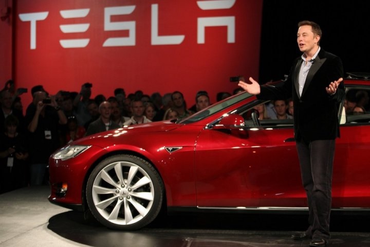 No driver needed! Tesla to bring full self-driving car by end of year, claims Elon Musk
