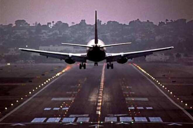 Airlines on domestic routes 'requested' to give passengers letters by Suresh Prabhu on Modi govt's achievements 