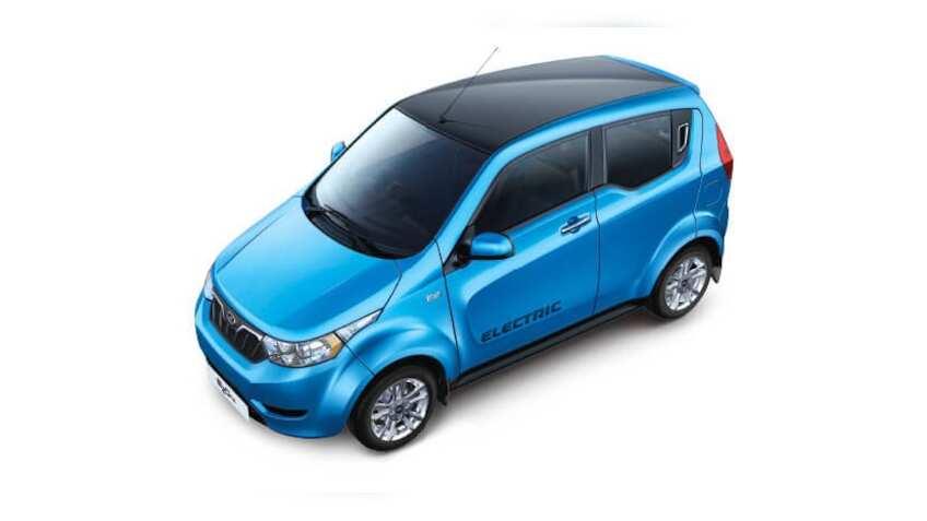 Mahindra launches e-mobility service in Mumbai