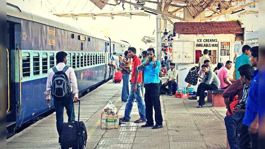 Good news for Indian Railways passengers! Watch movies free of cost soon
