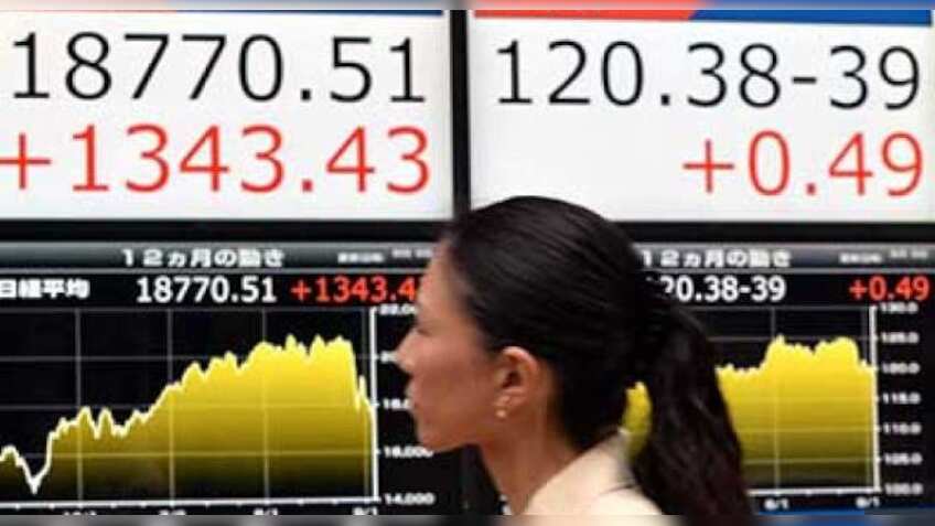 Global Market: Asian stocks slip as trade optimism retreats, dollar holds gains