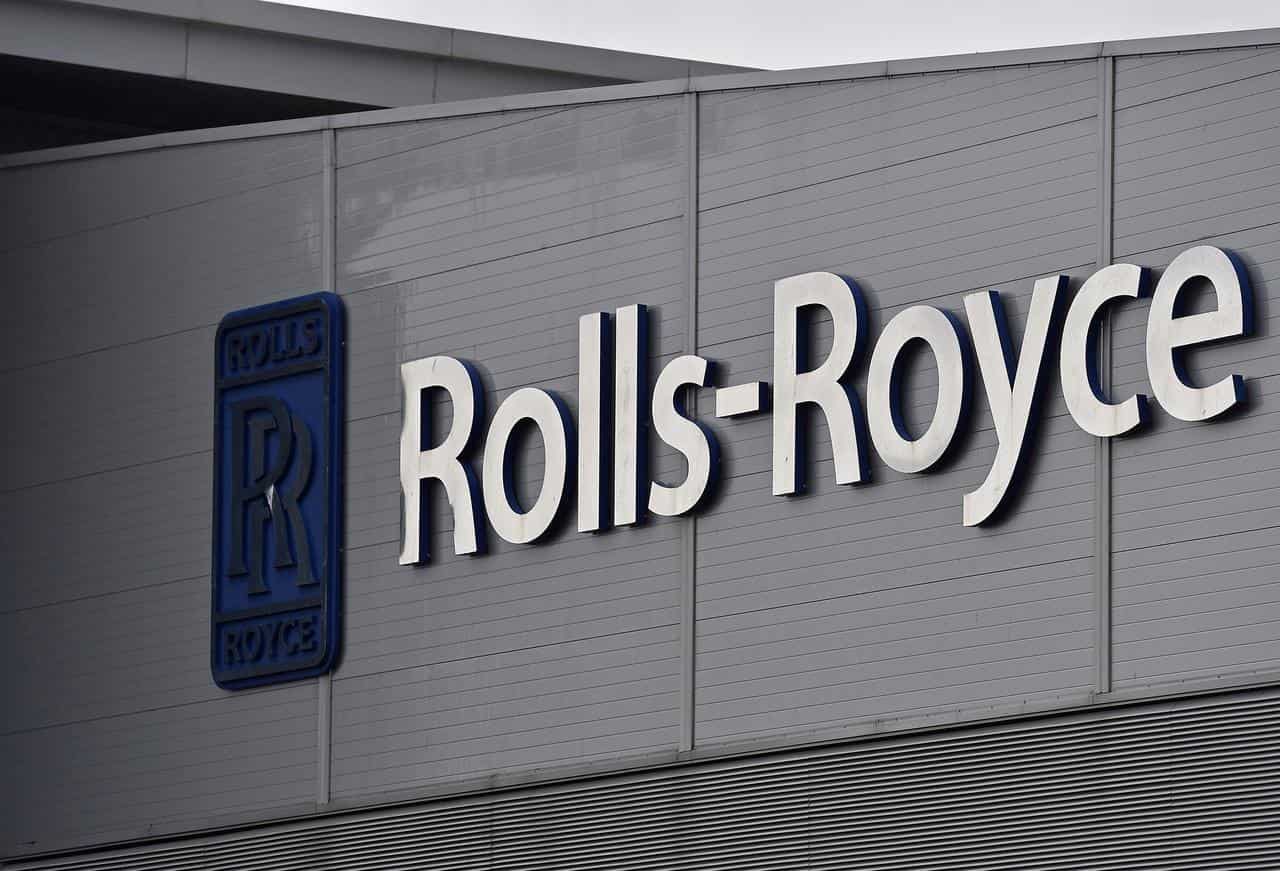 Rolls-Royce withdraws from Boeing's new mid-market engine race