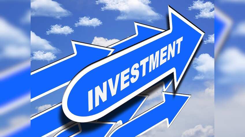 Life Insurance vs Mutual Funds: Which is better investment option? Find out