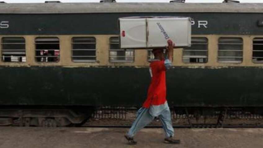 Kudos Indian Railways! Soon, stations to get pathways to help coolies ferry passenger luggage in trolleys, decongest stations