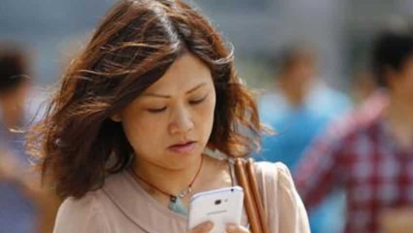 WhatsApp alert! These unofficial apps to be banned - How to switch to the real thing