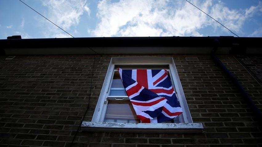 Northern Ireland firms warn of economic, social risks from no-deal Brexit